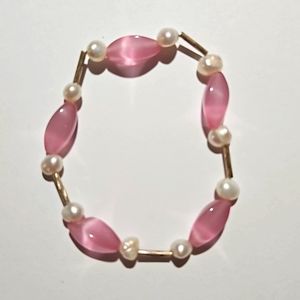 Pink glass bead stretchy bracelet with pearls